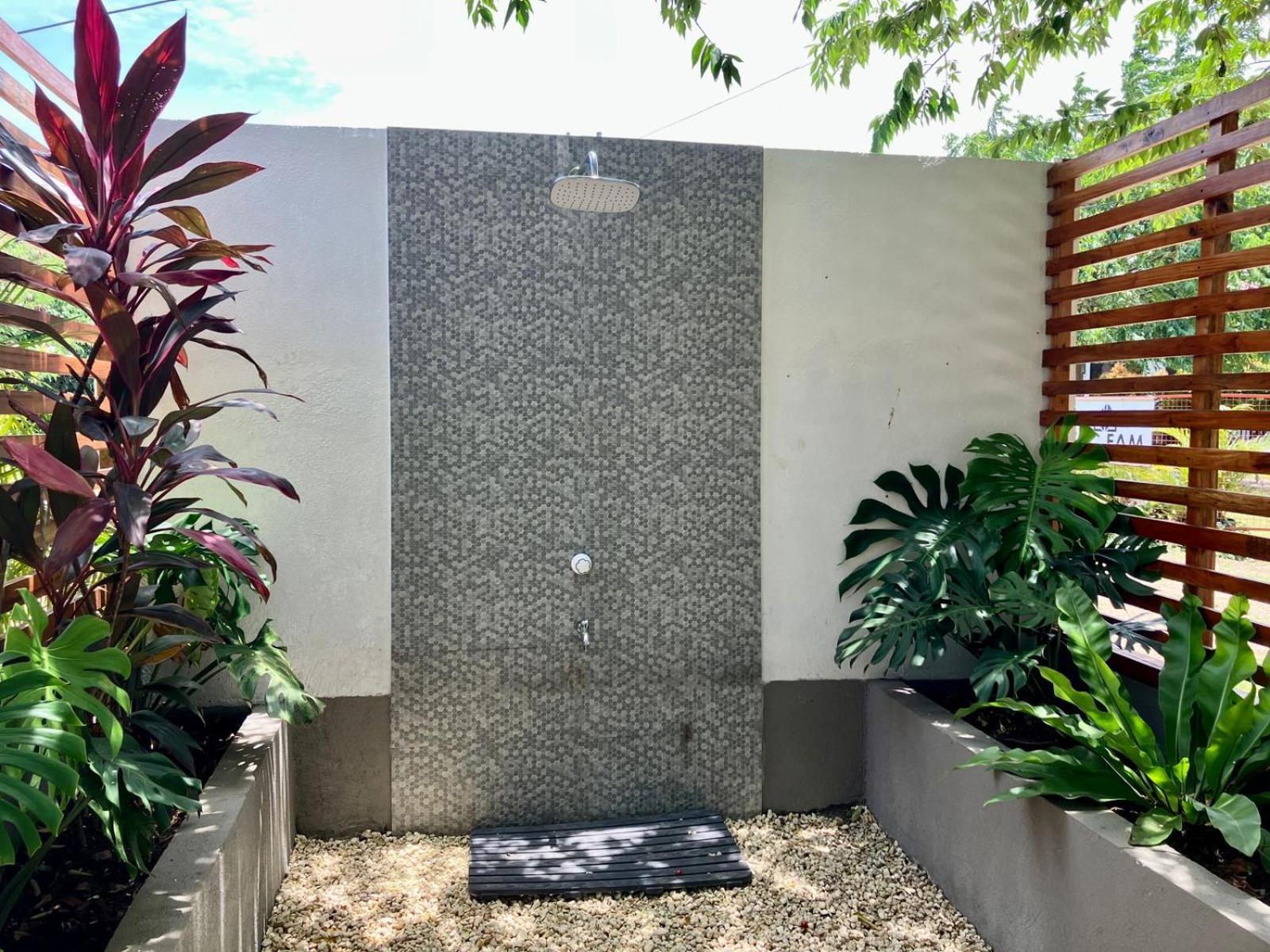 Alaia Studios Panglao Luaran gambar